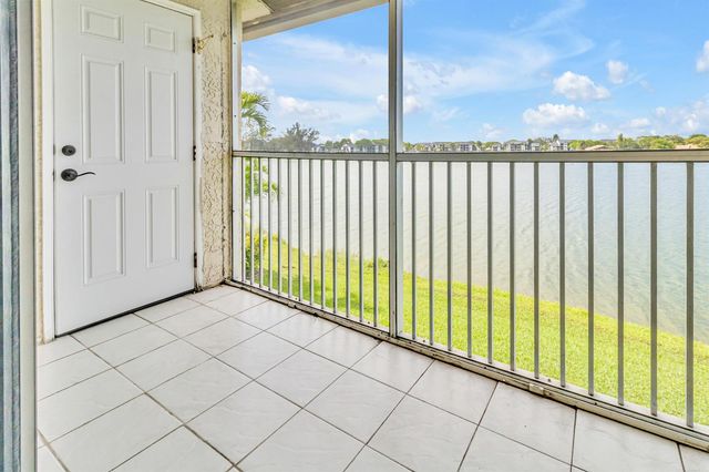 5510 Lakeside Drive 202, Margate, FL 33063