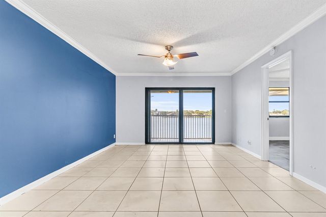 5510 Lakeside Drive 202, Margate, FL 33063
