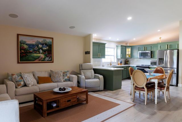 9761 ATLANTIC Drive, Miramar, FL 33025