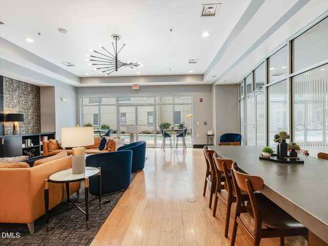 222 Glenwood Avenue 304, Raleigh, NC 27603