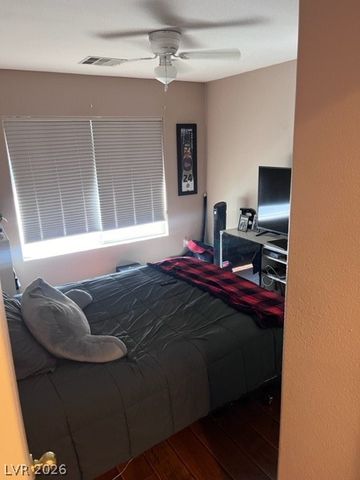 8962 Rutherford Grove Street, Las Vegas, NV 89148