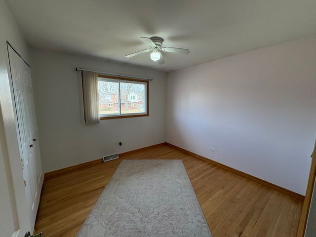 6743 W 115th Street, Worth, IL 60482