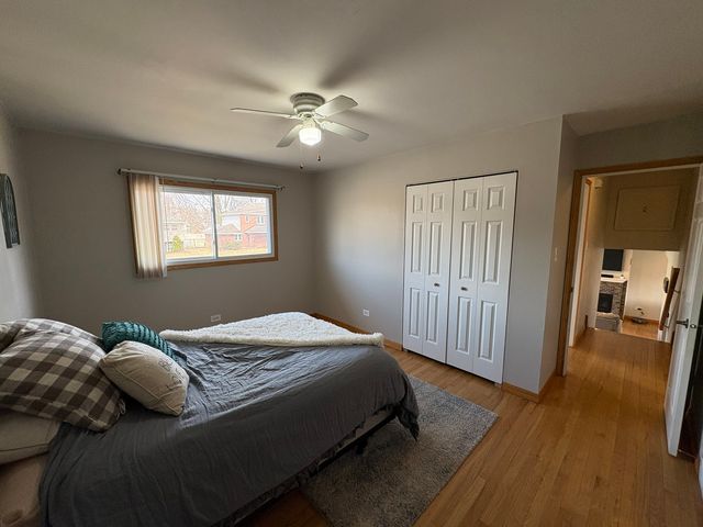 6743 W 115th Street, Worth, IL 60482