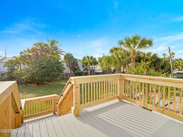 101 Deland Avenue 4, Indialantic, FL 32903