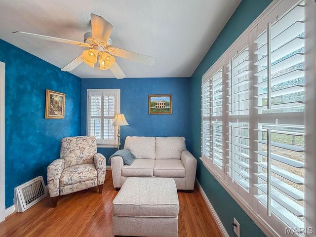 2601 Rockford Avenue, Rock Hill, MO 63144