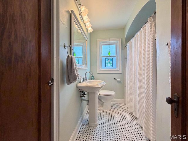 2601 Rockford Avenue, Rock Hill, MO 63144