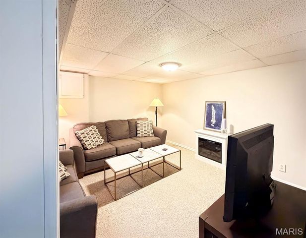 2601 Rockford Avenue, Rock Hill, MO 63144