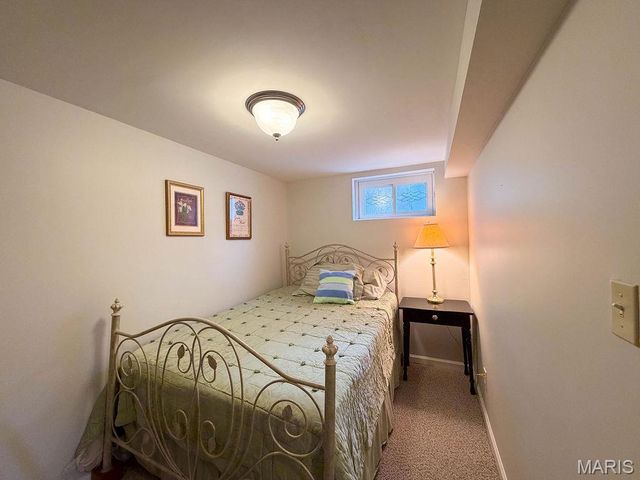 2601 Rockford Avenue, Rock Hill, MO 63144