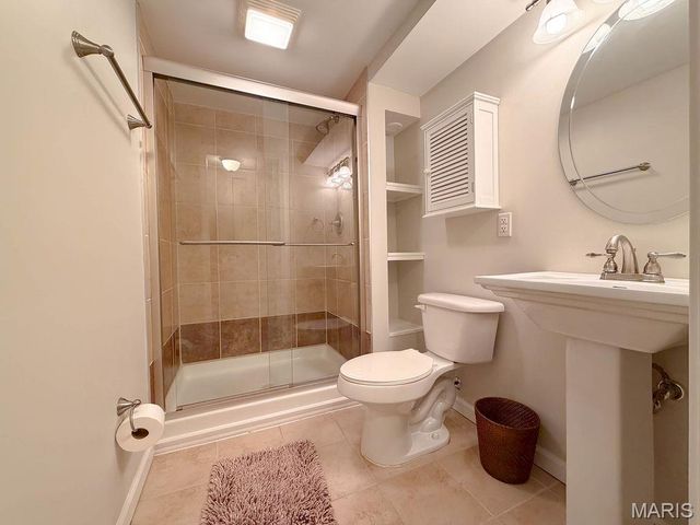 2601 Rockford Avenue, Rock Hill, MO 63144