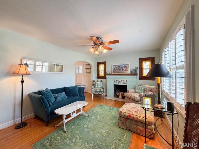 2601 Rockford Avenue, Rock Hill, MO 63144