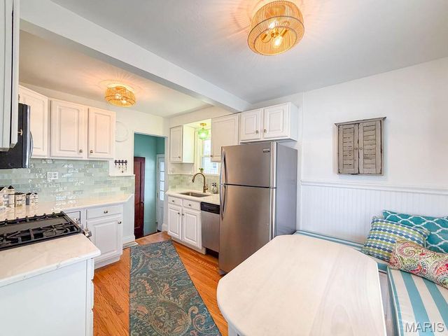 2601 Rockford Avenue, Rock Hill, MO 63144