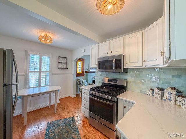 2601 Rockford Avenue, Rock Hill, MO 63144