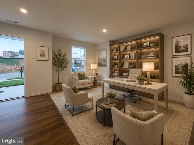 139 FONTANA CIR, Martinsburg, WV 25403