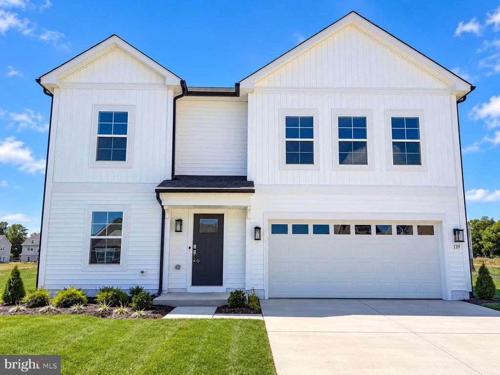 139 FONTANA CIR, Martinsburg, WV 25403