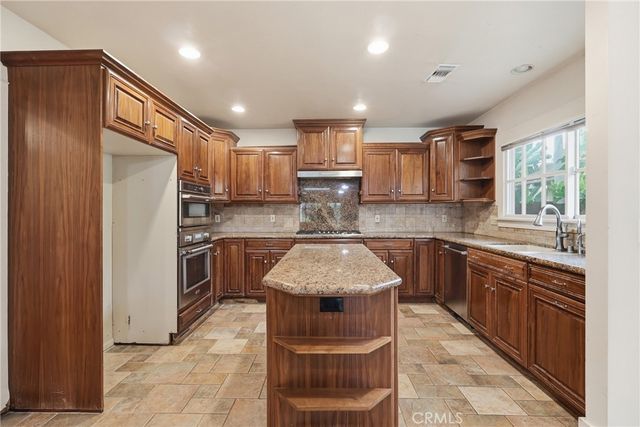 239 Mira Mar Avenue, Long Beach, CA 90803