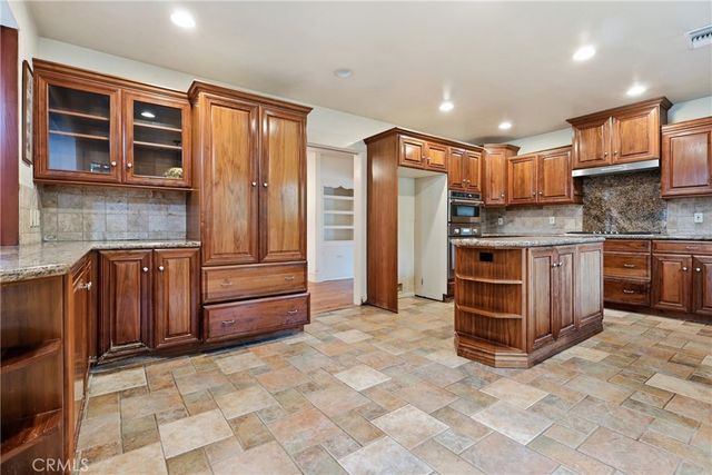 239 Mira Mar Avenue, Long Beach, CA 90803