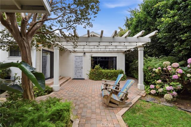 239 Mira Mar Avenue, Long Beach, CA 90803