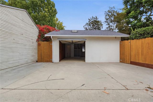 239 Mira Mar Avenue, Long Beach, CA 90803