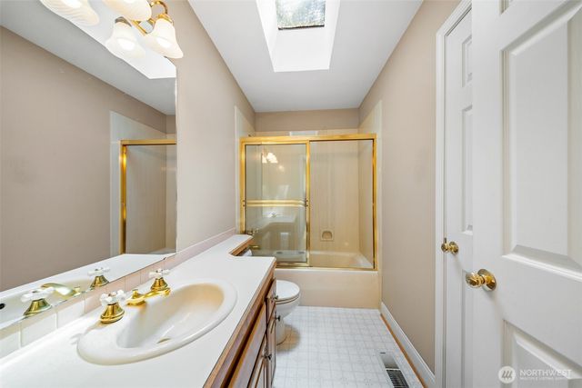5608 Ridge High Court SW, Olympia, WA 98512