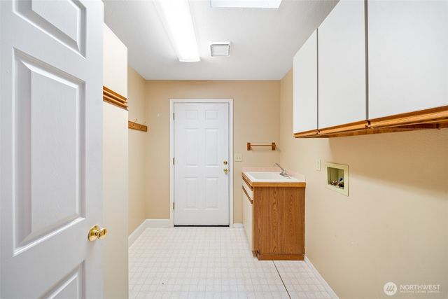5608 Ridge High Court SW, Olympia, WA 98512