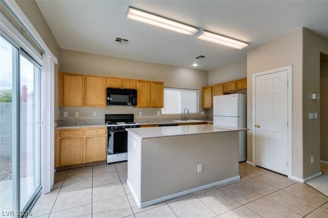 621 Iron Stirrup Avenue, North Las Vegas, NV 89081