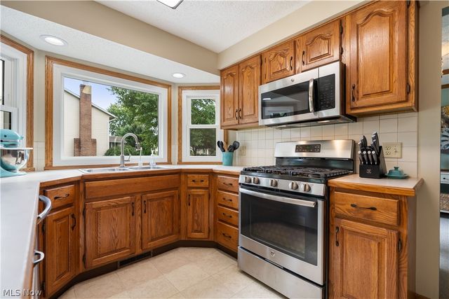 6650 Blendon Avenue NW, Canton, OH 44718
