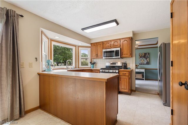 6650 Blendon Avenue NW, Canton, OH 44718