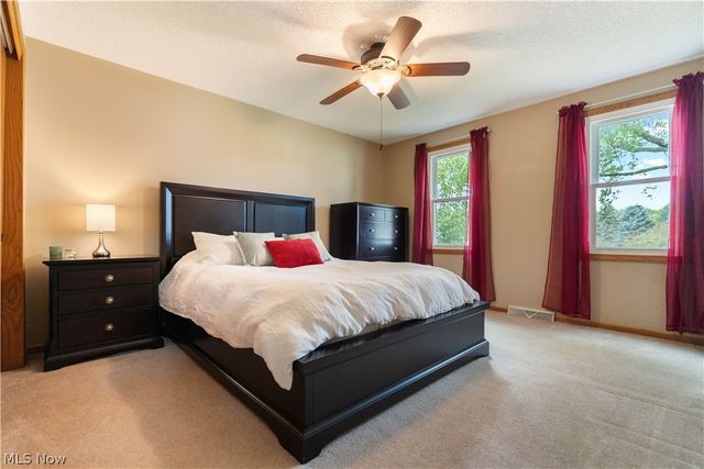 6650 Blendon Avenue NW, Canton, OH 44718