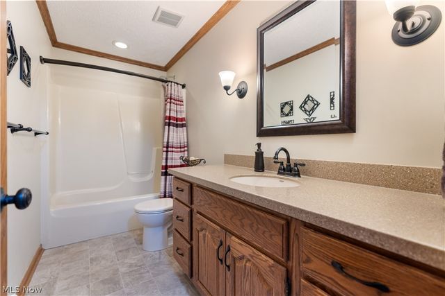 6650 Blendon Avenue NW, Canton, OH 44718