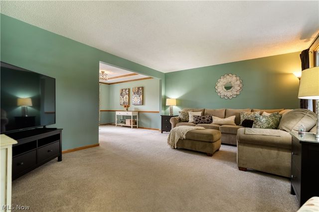 6650 Blendon Avenue NW, Canton, OH 44718