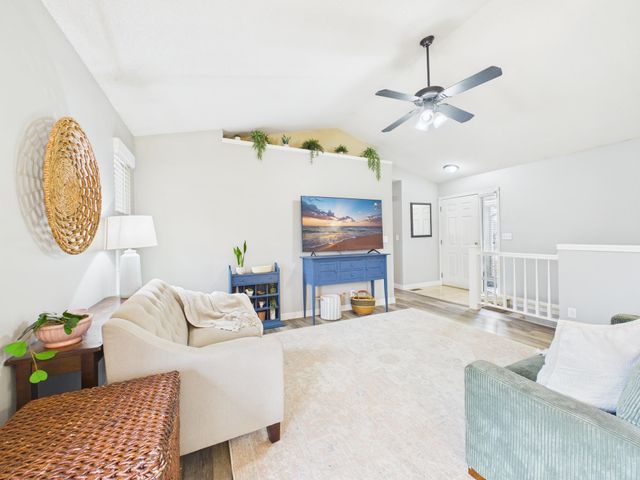 3705 Whispering Brook Ct, Wichita, KS 67220