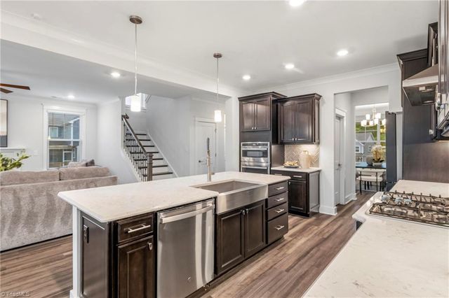 7834 MICHAELIS Street, Greensboro, NC 27455