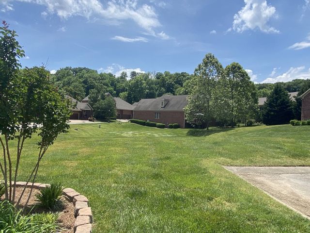 644 Nickolas Dr, Lebanon, TN 37087