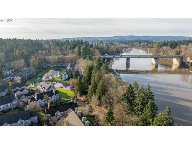 8635 Sw CURRY Dr B, Wilsonville, OR 97070