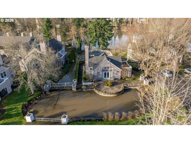 8635 Sw CURRY Dr B, Wilsonville, OR 97070