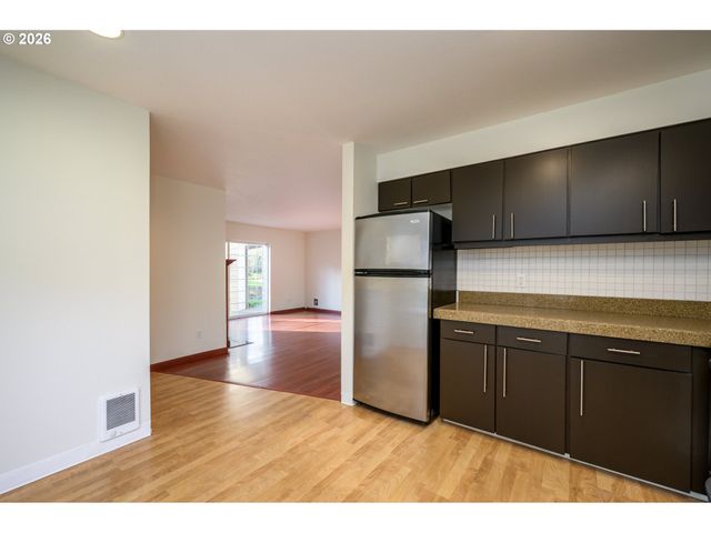 8635 Sw CURRY Dr B, Wilsonville, OR 97070