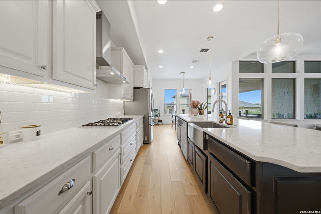 210 SHANNON CIR, San Antonio, TX 78260