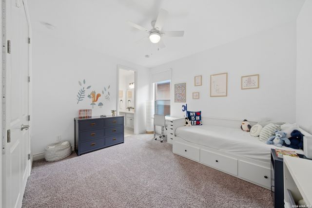 210 SHANNON CIR, San Antonio, TX 78260