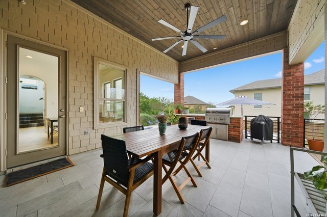 210 SHANNON CIR, San Antonio, TX 78260