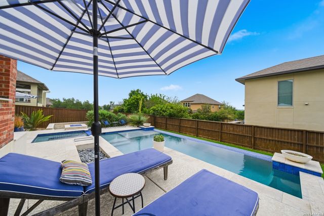 210 SHANNON CIR, San Antonio, TX 78260