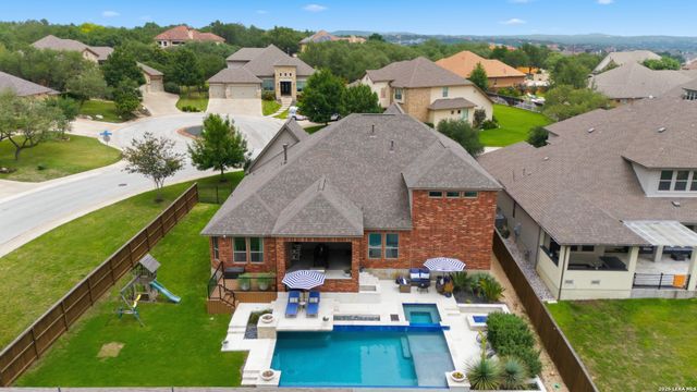 210 SHANNON CIR, San Antonio, TX 78260