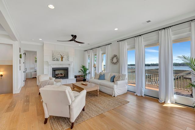 1026 Jervey Point Road, Wando, SC 29492