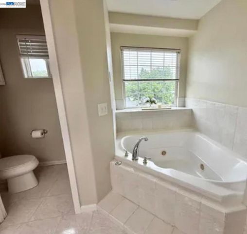 1284 Riesling Circle, Livermore, CA 94550