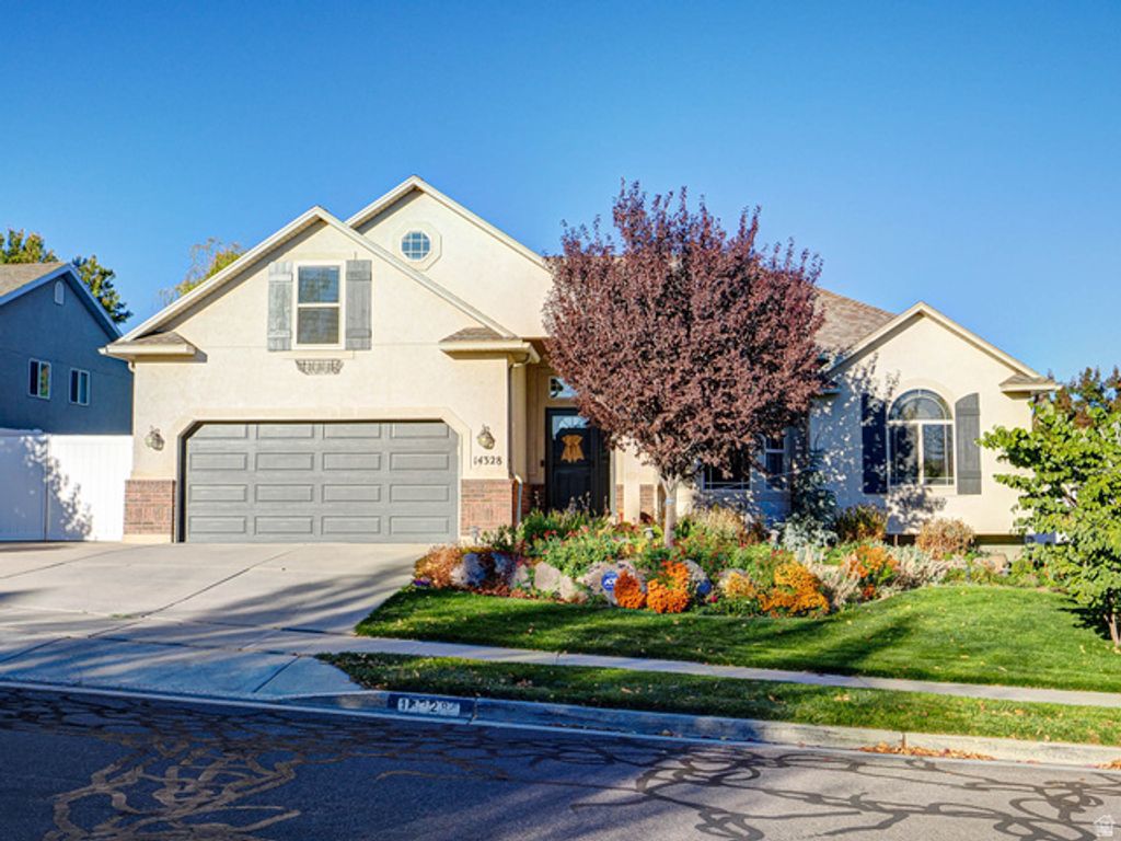 14328 S SUN BLOOM LN, Herriman, UT 84096