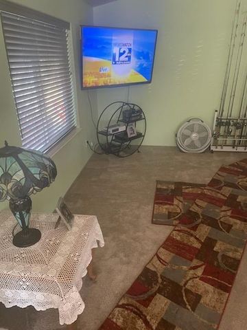 1055 N 5th Street UNIT 3, Jacksonville, OR 97530