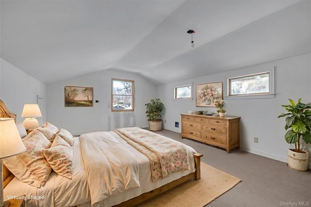 1117 Saint Johnland Road, Kings Park, NY 11754