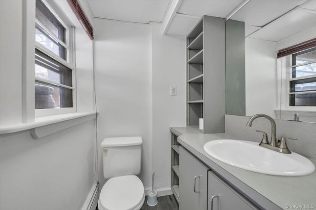 1117 Saint Johnland Road, Kings Park, NY 11754