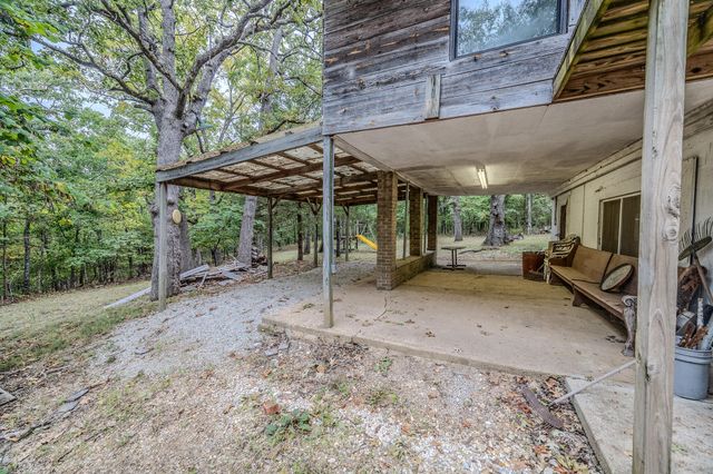 26377 State Highway Ra, Pittsburg, MO 65724