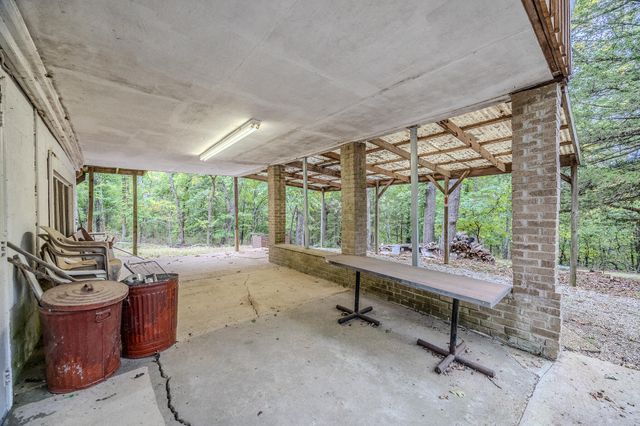 26377 State Highway Ra, Pittsburg, MO 65724