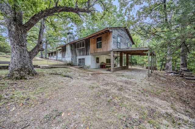 26377 State Highway Ra, Pittsburg, MO 65724